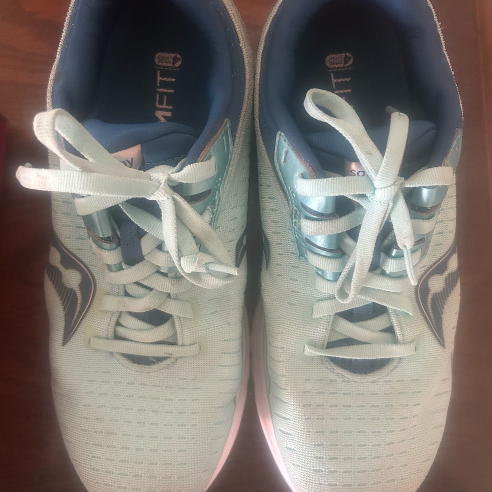 Saucony Light Blue Running Shoes